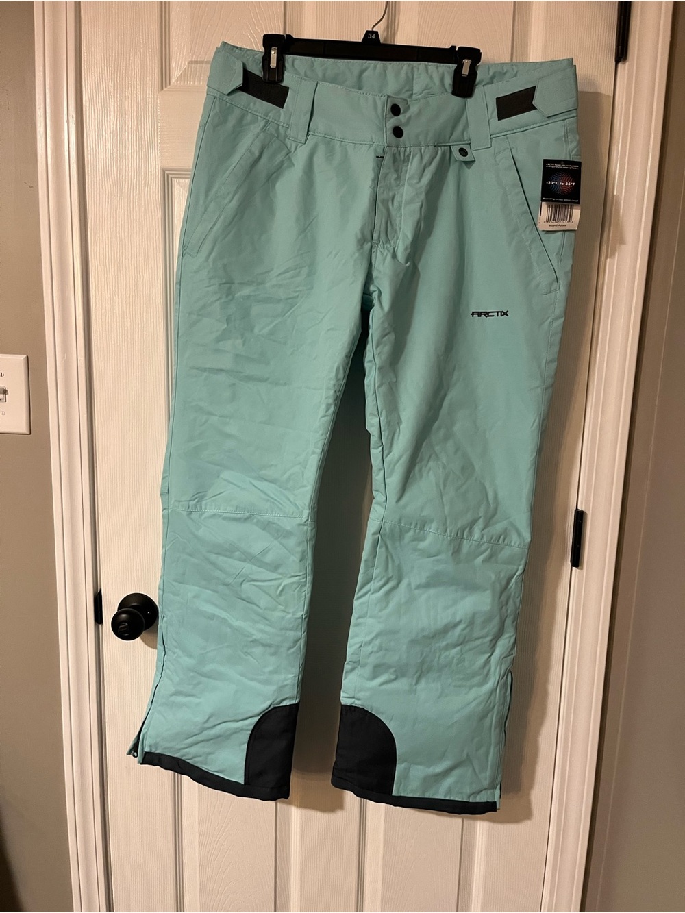 Women’s mint Snow/Ski Pants